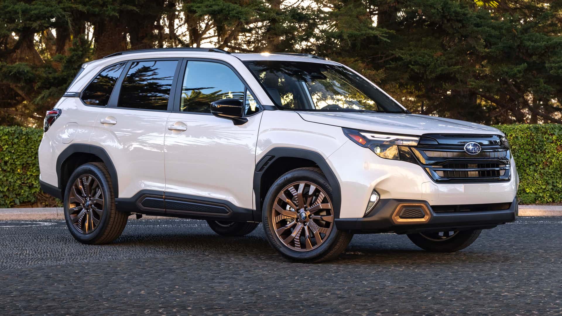Subaru Forester: The 2025 Redesign Elevates a Capable Compact SUV 1 Subaru Forester 2025